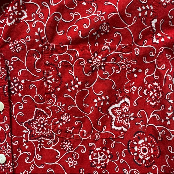 VTG ~ 1990s ~ Erika & Co ~ Red Floral Button Down Shirt ~ Bandana Print ~ Size L - Picture 4 of 5